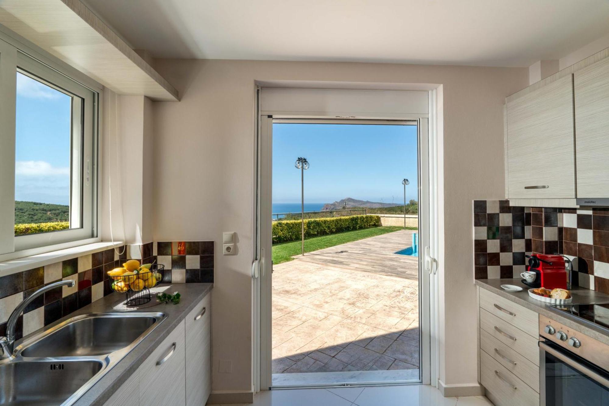 Villa Ariella With Sea View Agia Marina Dış mekan fotoğraf